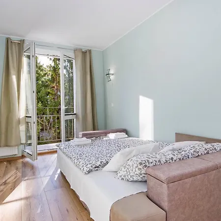 Amber Z Garażem Moj-sopot Pl Apartament *